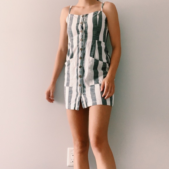 Beautiful striped summer dress - Picture 3 of 3